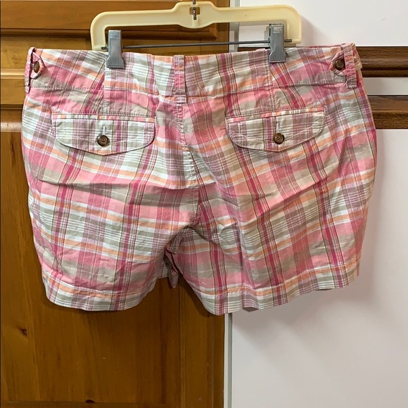 3 pairs of shorts. 2old navy 14. 1 candy couture 9 - Picture 15 of 16